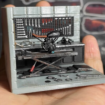 1:64 Diorama Garage Car Repair Prop Model Workshop Wall Mounted Tool Scene Model