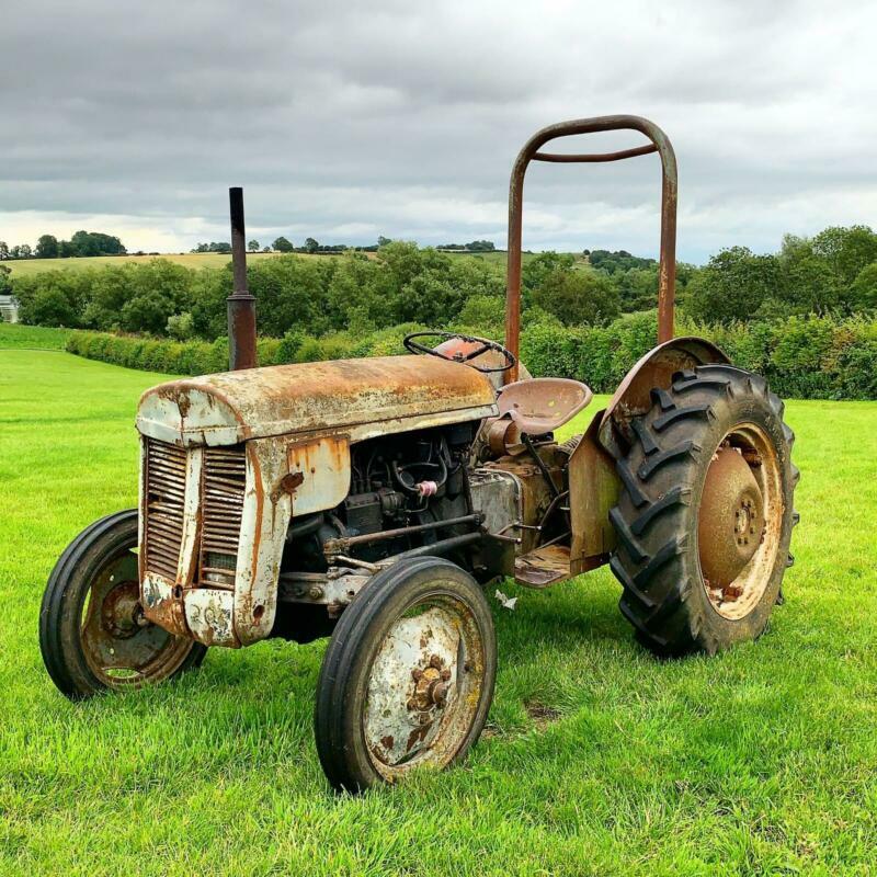 Massey Ferguson 35 Classic Tractor 3 Cylinder Diesel Working PTO