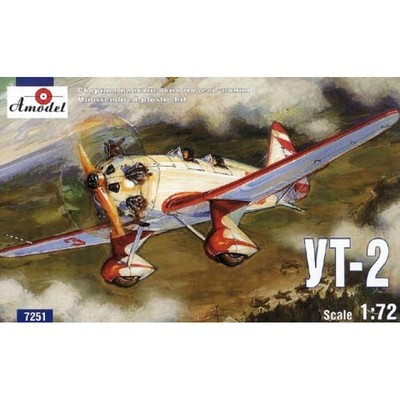 UT-2 Soviet Trainer Airplane, Yakovlev Design Bureau, model kit 1/72 Amodel 7251