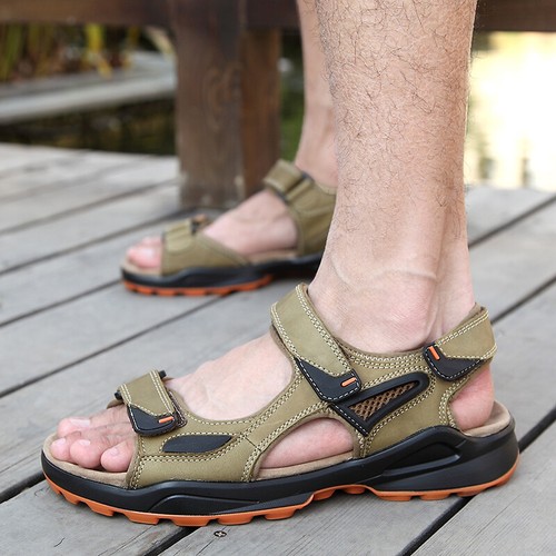 men's footwear for beach