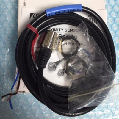 1PC New Keyence EZ-18M Inductive proximity switch EZ18M Free Shipping