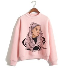 oversized sweaters like ariana grande