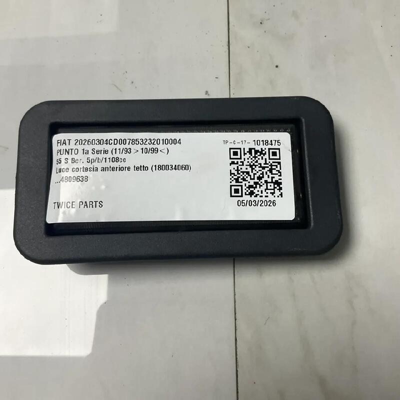 180034060 LUCE CORTESIA ANTERIORE TETTO FIAT PUNTO 1A SERIE (11/93>10/99<) 55 S