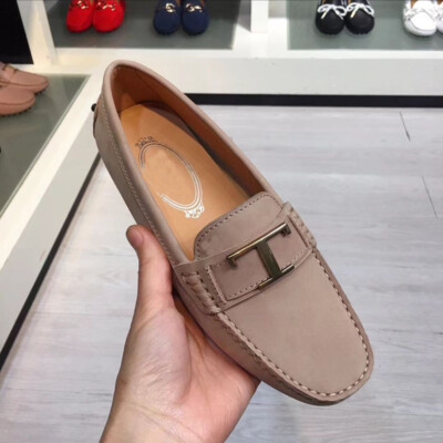 Tod's Women's Flat Bottomed Patent Leather Slip on Loafers shoes