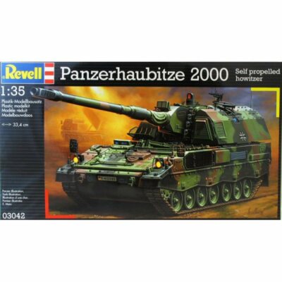 Revell 03042 Panzerhaubitze 2000 Self propelled howitzer 1/35 scale model kit
