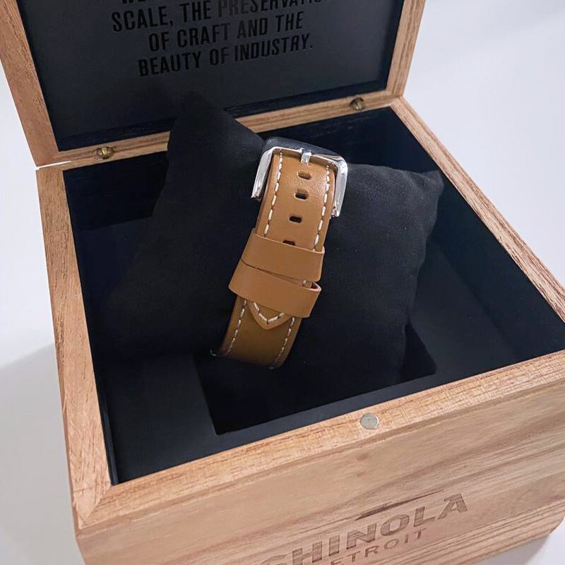 Pre-owned Shinola Classic  Runwell Green Dial With Tan Leather Strap Men Women Watch 41