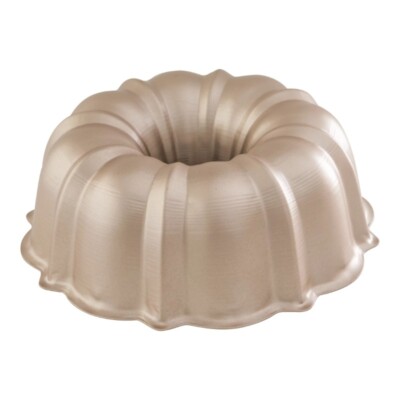 Nordic Ware 12 Cup Formed Nonstick Aluminum Classic Bundt Pan, Rose Gold
