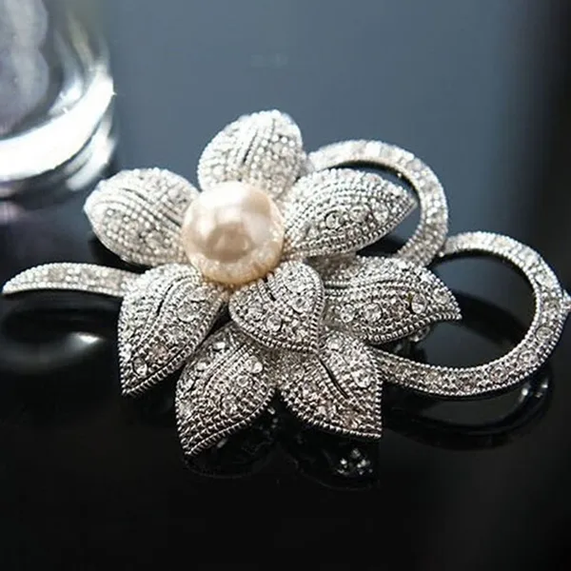 Retro Style Bright Crystal Imitation Pearl Big Bow Brooch for Women Wedding Accessories