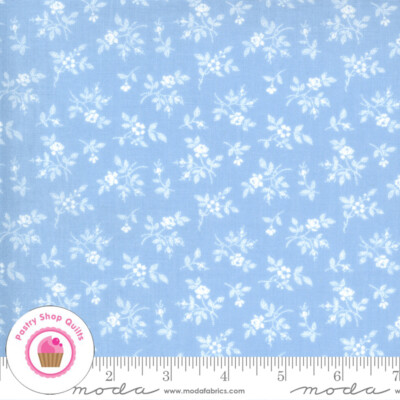 Moda CRYSTAL LANE 2984 11 Light Blue Floral BUNNY HILL Quilt Fabric Winter Snow