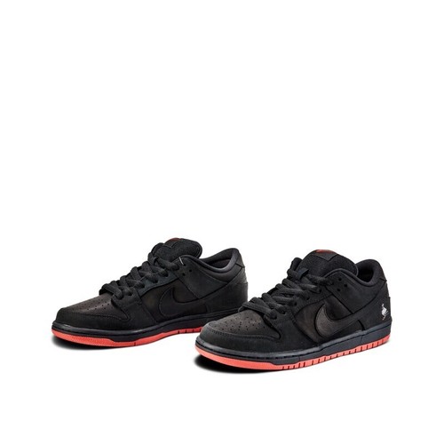 た*ん様 NIKE SB DUNK LOW PRO BLACK Size 11 - Nike SB Dunk Low Pro x Jeff Staple Black Pigeon