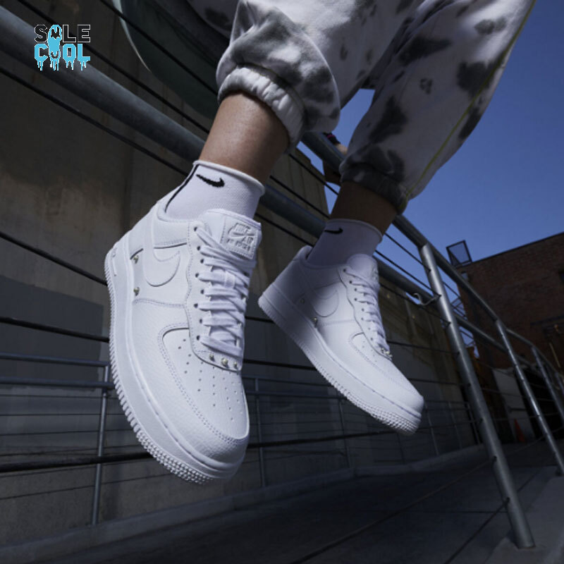 Nike Women Air Force Low 07 SE Pearl White Shoes Sneakers