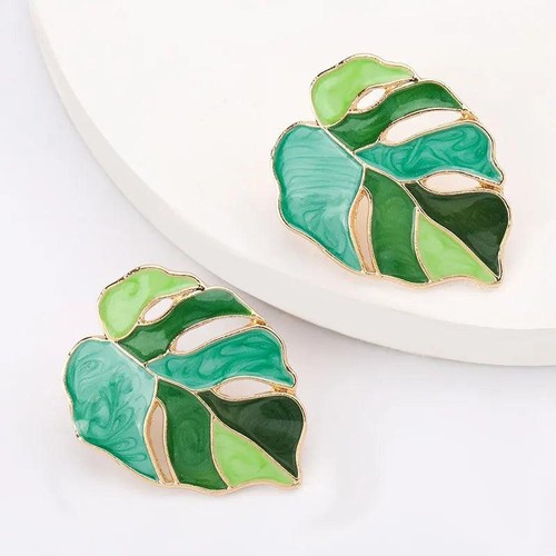 Big Contrast Color Leaf Stud Earrings for Women Zinc Alloy Jewelry