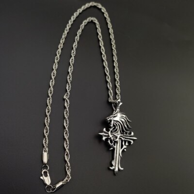 Game FINAL FANTASY VIII Necklace Lion Head Pendant Cosplay Cross Choker Gifts