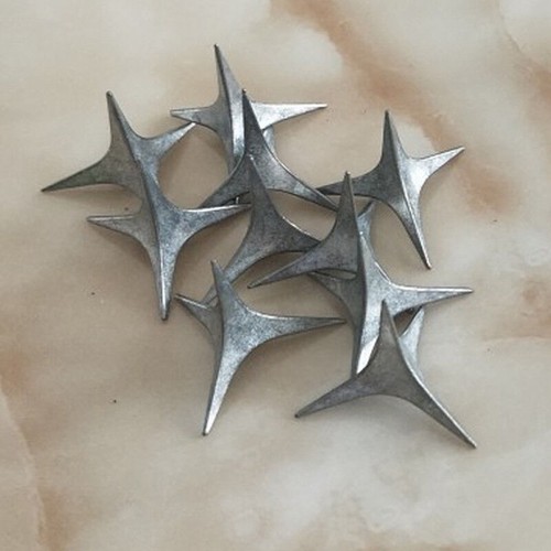 20/40/80*Tire Tyre Puncture Triangle Nail Spike Anti-theft Security Vehicle Auto