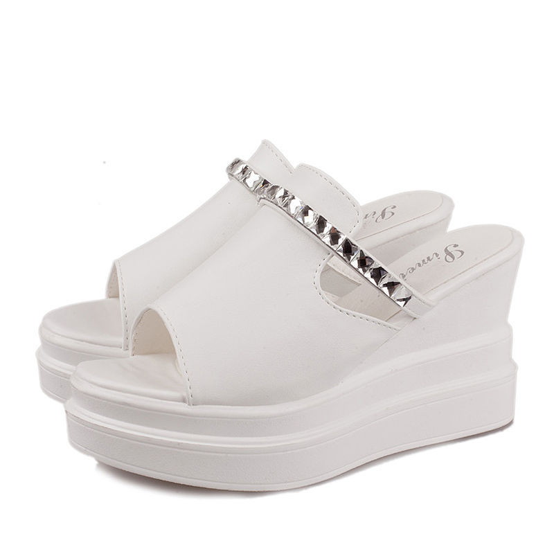 Women's Faux Leather Slippers