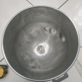 Industrial mixer bowl