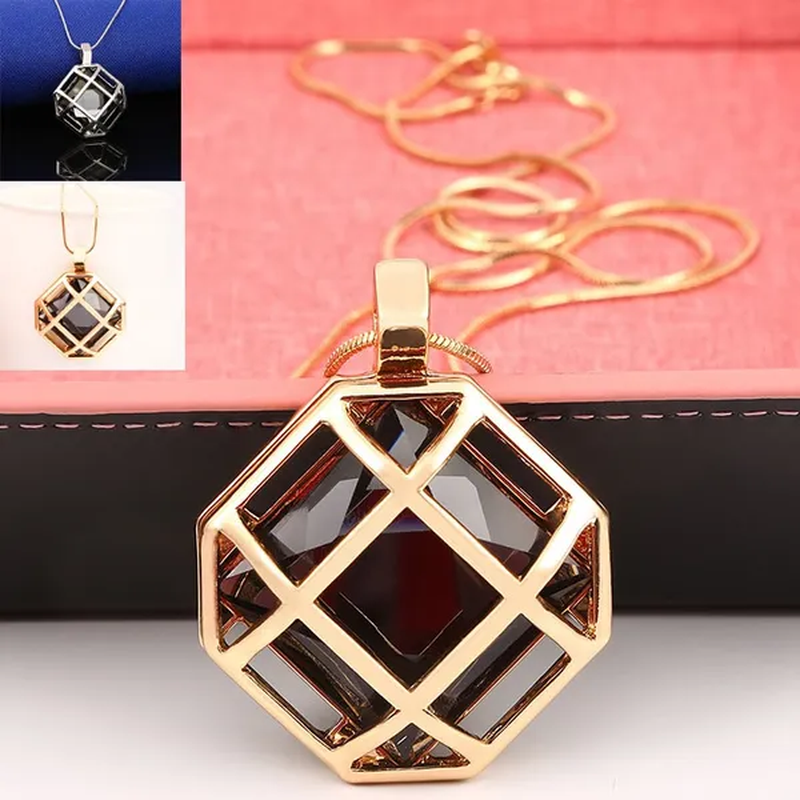 Square Diamond White Simple Fashion Square Openwork Sweater Chain