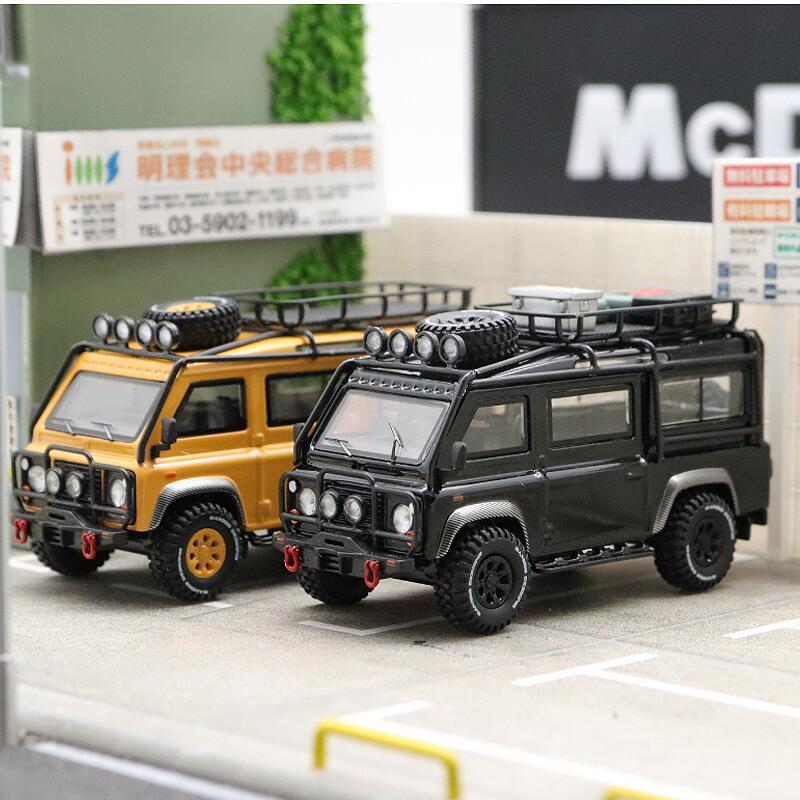 Master 1:64 Land rover defender off-road van Yellow/Black Diecast