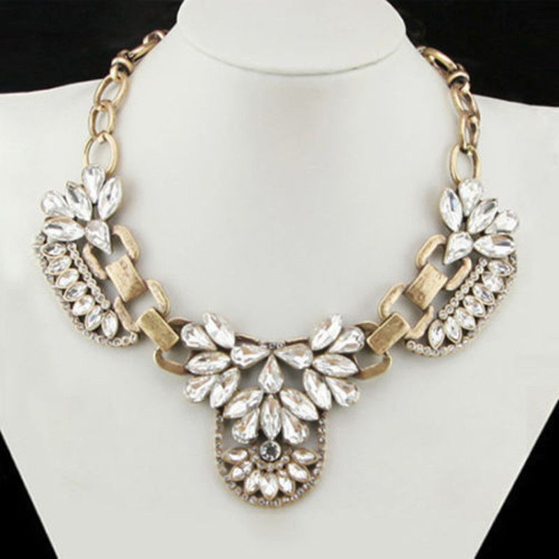 J crew ожерелье прозрачное. Как выглядит украшение. Яблонекс чешская. Пляжное колье. Свадебные серьги и цепочка.