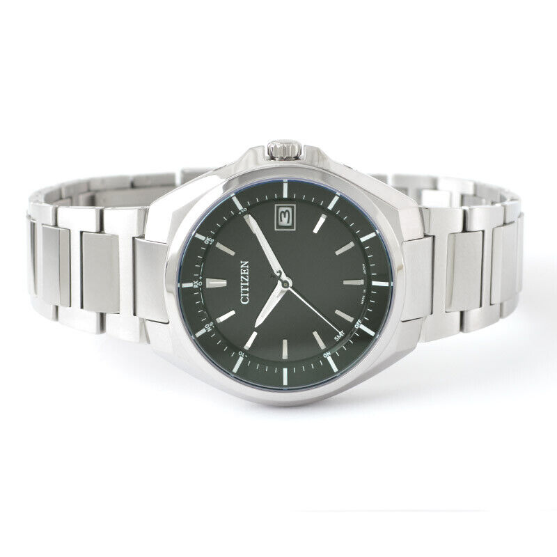 Pre-owned Citizen Attesa Cb3010-57e Titanium Eco-drive Atomic Radio Solar Watch