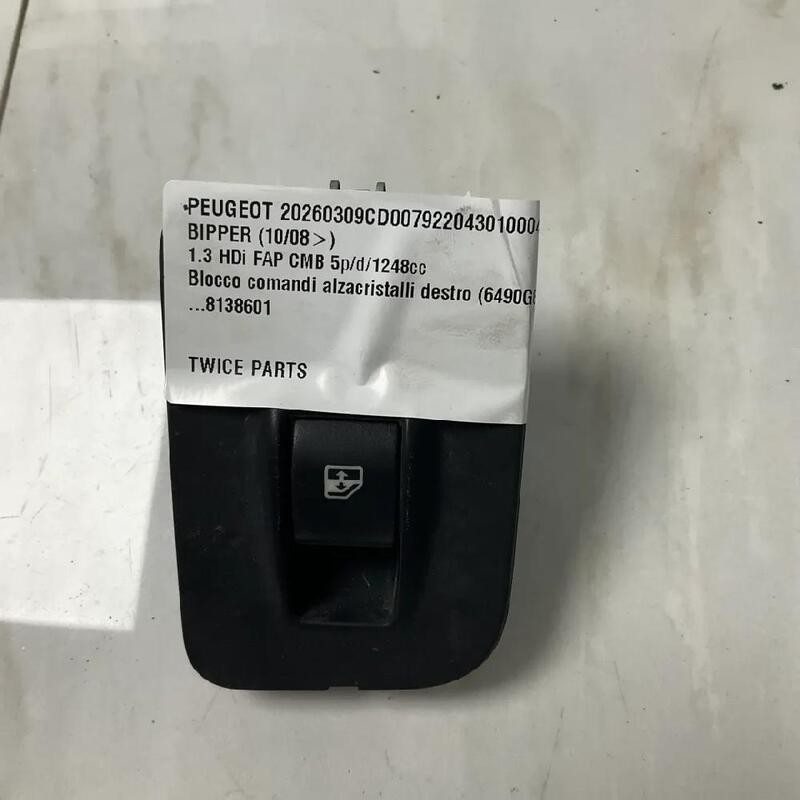 6490G8 BLOCCO COMANDI ALZACRISTALLI DESTRO PEUGEOT BIPPER (10/08>) 1309468070