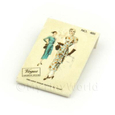 Maison de Poupées Miniature Vogue Robe Motif Paquet (DPP065)