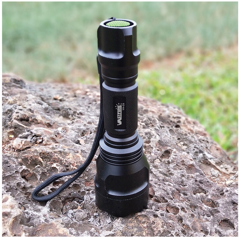 Tactical LED Flashlight Torch 800 Yards Hunting White Light Rechargeable Coyote