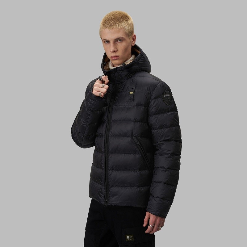 

Пуховик Blauer Sergio 22WBLUC03005 Мужская куртка Hood Feather Black, Черный