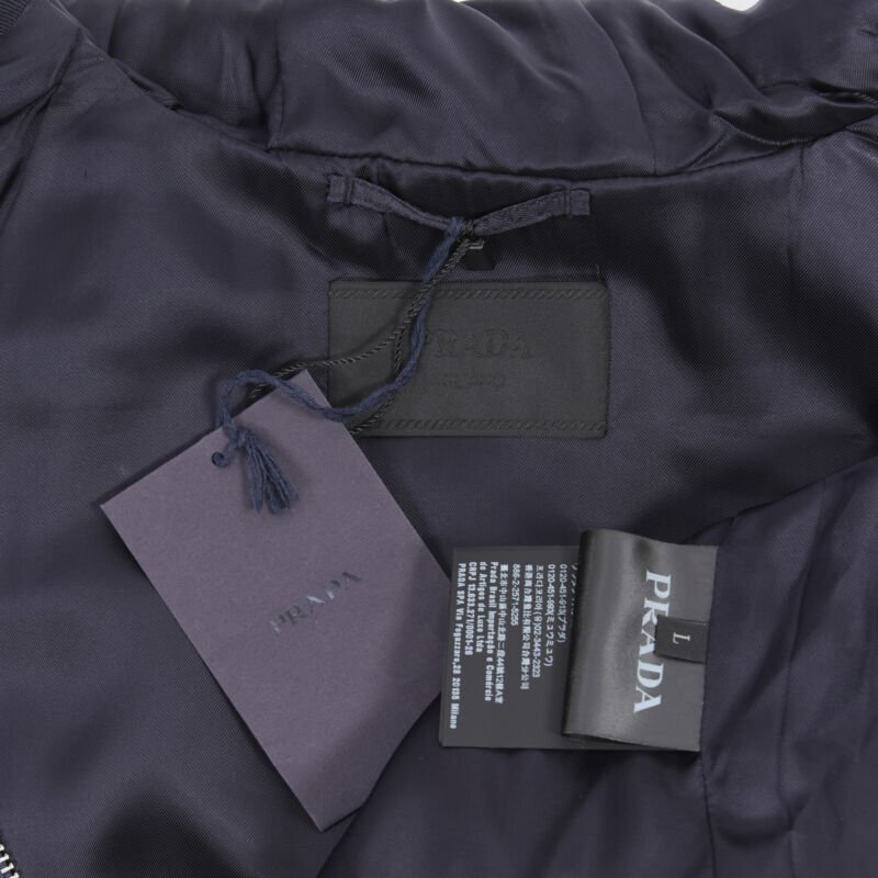 PRADA 2019 navy blue wool triangle pocket cropped zip up