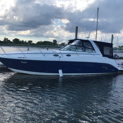 37ft 2006 Rinker 342 Fiesta Vee