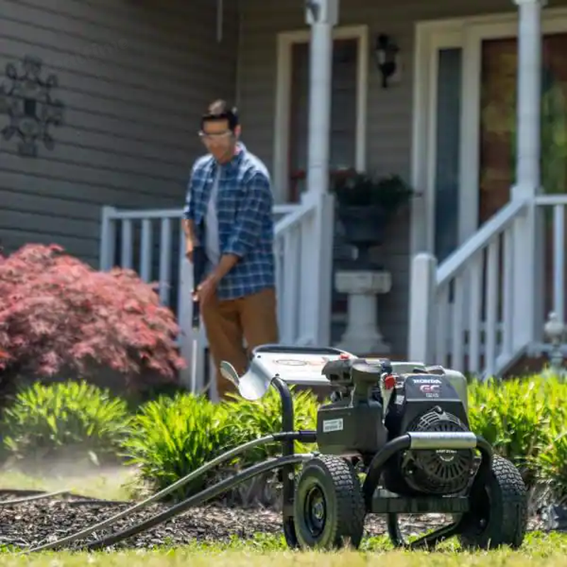 Cold Water Pressure Washer HONDA GC190 Gas Powered Recoil 3200 PSI 2.5 GPM
