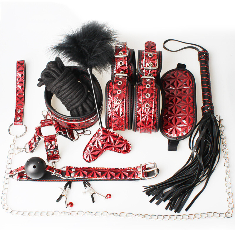 BDSM BONDAGE SET SEXSPIELZEUG ROLLENSPIELEN FESSELSET SM PEITSCHE HALSBAND