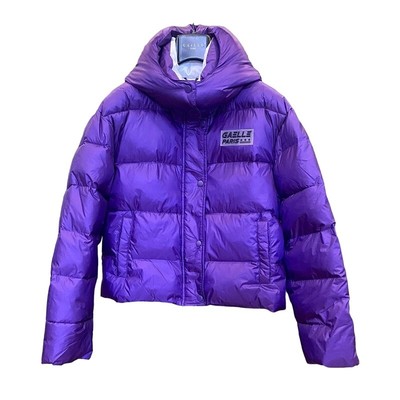 

Пуховик с капюшоном Женский GAELLE Paris GBDP13000 Куртка фиолетовая с нашивкой I202, Violet