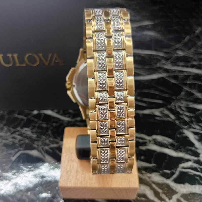 Pre-owned Bulova 98c126 Men's Crystal Octava Quartz Watch Silver Gold Dial 41.5mm