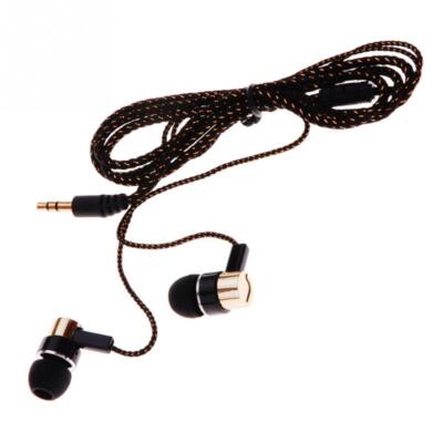 Comfortable Fit Loud Bass + Tangle-free Braided Wire
