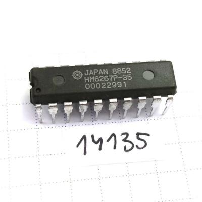 IC Memory SRAM 6267 16K 35ns CMOS Hitachi HM6267P-35 DIP20