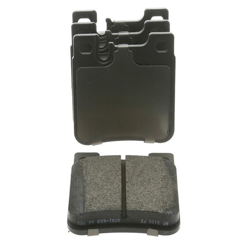 Rear Semi-Metal Brake Pad Set For Mercedes-Benz W202 W124 R129 300CE C280