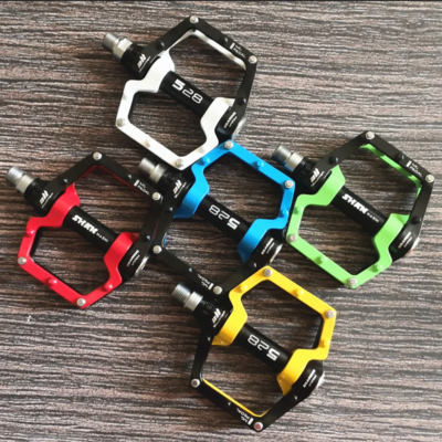 Best lightweight cheap flat road pedals