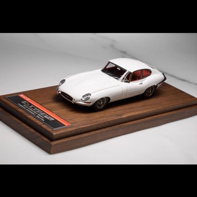 Limited SCM 1:43 Jaguar E-TYPE Diecast Car Model Collection Old English White