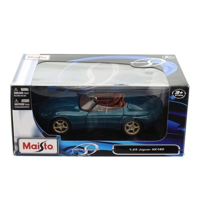 Maisto Die Cast Model Car 1.25 Scale Jaguar XK180 Green Diecast Toy Vehicle