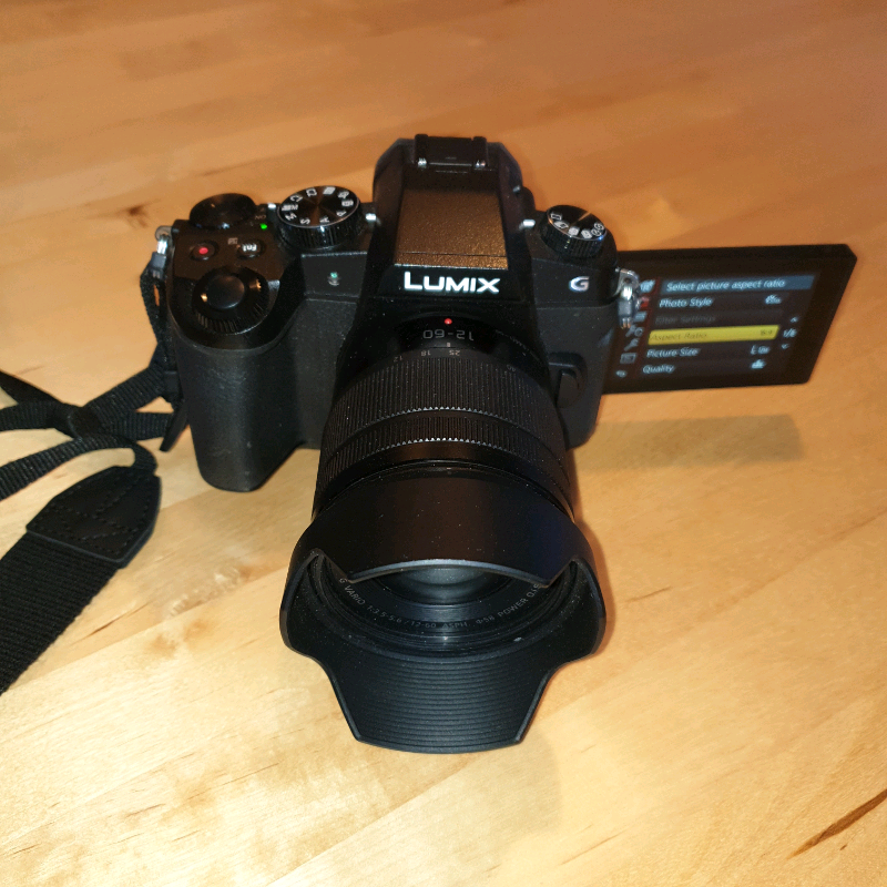 Panasonic Lumix G80 Mirrorless camera + Lumix 1260mm Lens + 64 GB SD