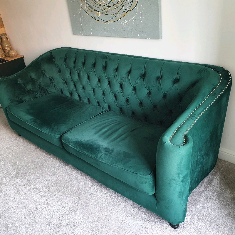 Stunning Green Velvet Studded and Buttoned Chesterfield Sofa in