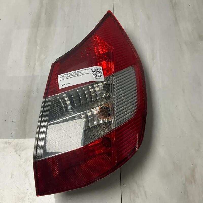 8200493375 FANALE POSTERIORE DESTRO RENAULT SCENIC 2A SERIE (06/03>08/09<)
