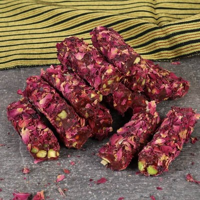 Rose Petals Pistachio Roving Turkish Delight