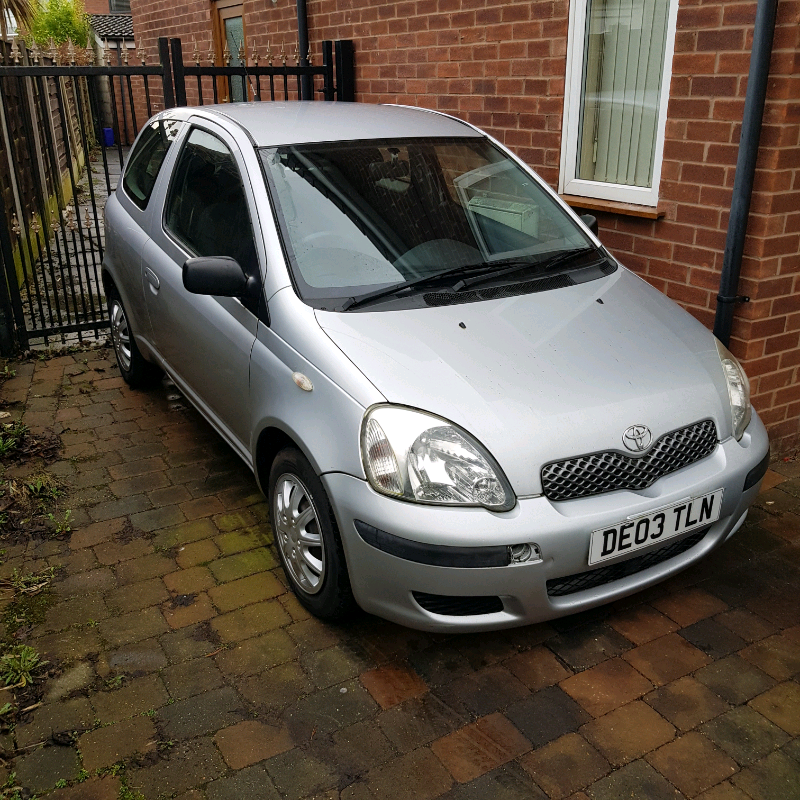 Toyota yaris 2003