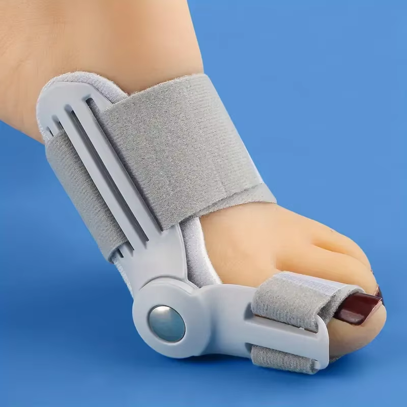 1Pc Toe Separator Feet Bone Thumb Adjuster Pedicure Supplies Foot Care Tool