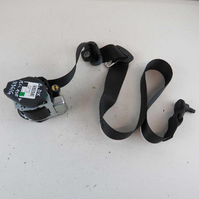 Ceinture Avant Droit 602876900 Pour Mercedes Classe A 2004-2012 Occasion (75075)