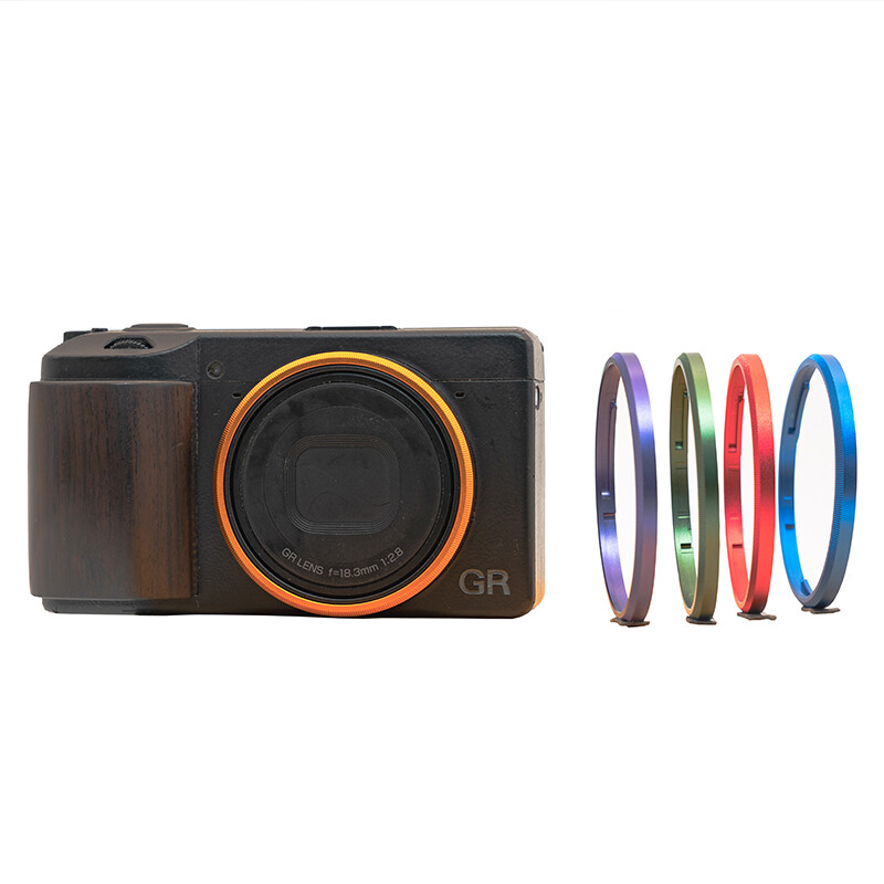 新品未使用　RICOH GH III Ricoh GR III Street Edition Digital Camera with 18.3mm f/2.8