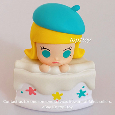 POP MART x MOLLY Creamy Cake Molly The Painter Mini Figure