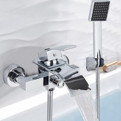 Miscelatore Rubinetto vasca da bagno cromato cascata doccetta a parete ottone